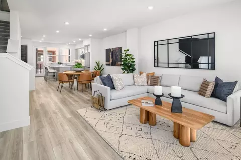 Living - 2015 Clement Ave, Alameda, CA 94501 photo 1 of 3