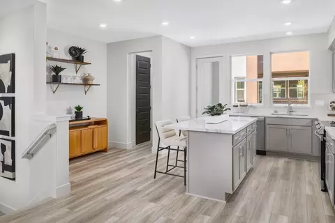 Entry Way - 2015 Clement Ave, Alameda, CA 94501 photo 1 of 1