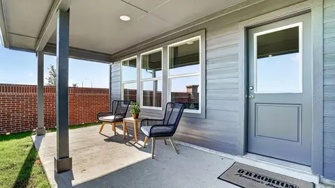 Exterior - 10620 Bloodstone Dr, Crowley, TX 76036 photo 3 of 6