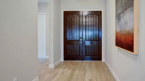 Entry Way - 20243 Ventana Hills Dr, Clovis, CA 93619 photo 1 of 2