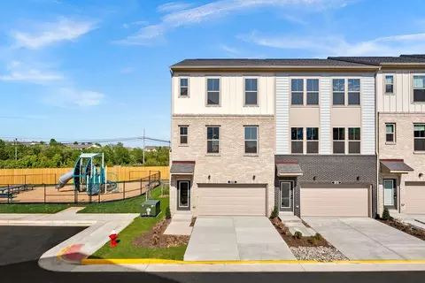 19708 Sepia Sq, Ashburn, VA 20147