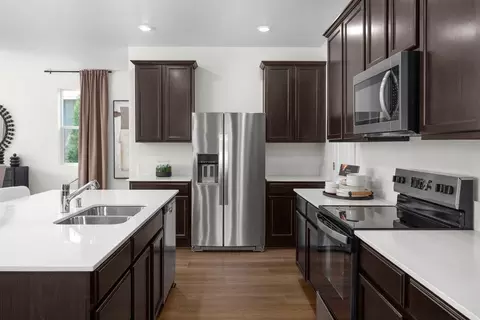 Kitchen - 324 185th St Ct E, Spanaway, WA 98387 photo 2 of 8