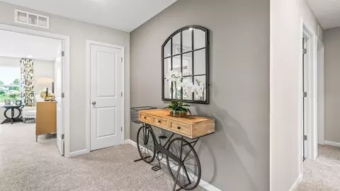 Entry Way - 1944 Willoughby Ave, Springfield, OH 45503 photo 5 of 10