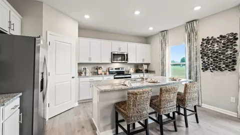 Kitchen - 1944 Willoughby Ave, Springfield, OH 45503 photo 1 of 11