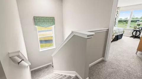 Entry Way - 1944 Willoughby Ave, Springfield, OH 45503 photo 4 of 10
