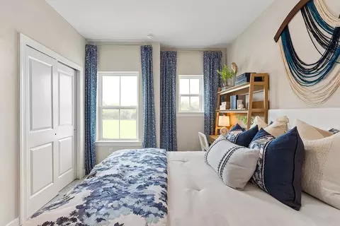 Bedroom - 20 Tee Pl, Neptune, NJ 07753 photo 4 of 10
