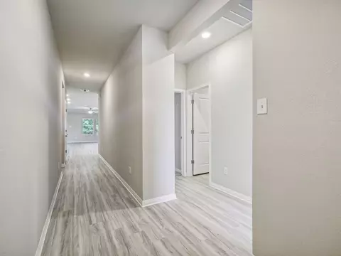 148 Boondoggle Rdg, Cedar Creek, TX 78612