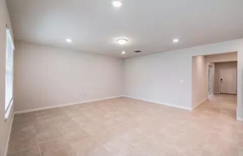 Living - 12713 Wanderlust Pl, Parrish, FL 34219 photo 2 of 4
