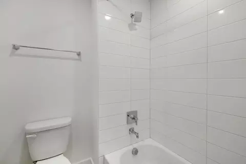 Bath - 96148 Pirates Bluff Rd, Yulee, FL 32097 photo 9 of 9
