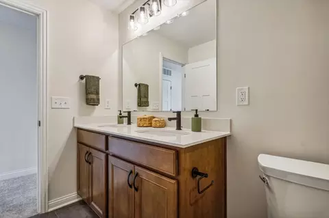 Bath - 108 Ruby Rd, Pataskala, OH 43062 photo 5 of 7