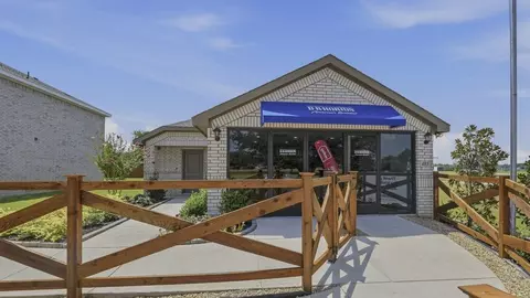 403 Mission Ct, Bonham, TX 75418