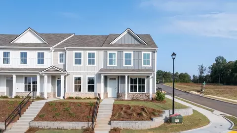 6626 Corryton St, Flowery Branch, GA 30542
