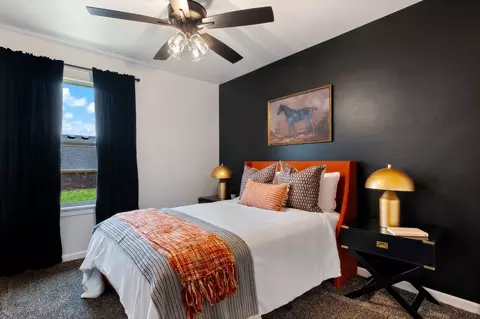 Bedroom - 16140 Tall Grass Dr, Moore, OK 73170 photo 6 of 7