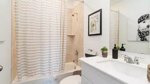 Bath - 4206 Marjoram Lndg, Von Ormy, TX 78073 photo 3 of 4