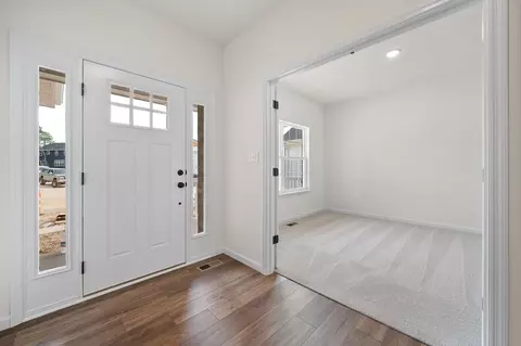Entry Way - 1 Hazel Ct, Wright City, MO 63390 photo 9 of 12