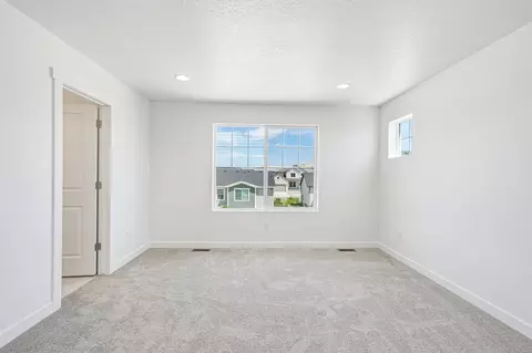 Bedroom - 6417 N Vernon Dr, Eagle Mountain, UT 84005 photo 6 of 11