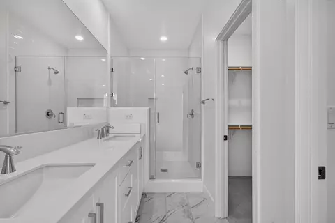 Bath - 1837 Lychee St, Fullerton, CA 92835 photo 3 of 4