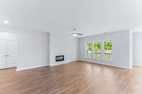 Living - 1 Lanier Ct, Pooler, GA 31322 photo 5 of 5