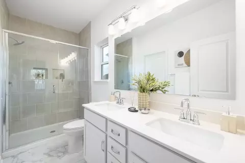 Bath - 4612 Monterrico Dr, Lancaster, SC 29720 photo 1 of 2