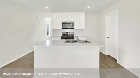 Kitchen - 233 Aplite Pass, Maxwell, TX 78656 photo 2 of 3