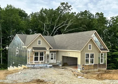 6886 Green Isle Ln, Union, KY 41091