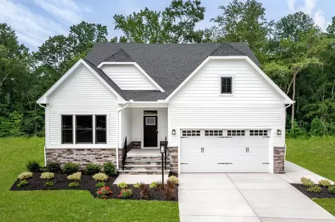 6100 James Dr, Lorain, OH 44053