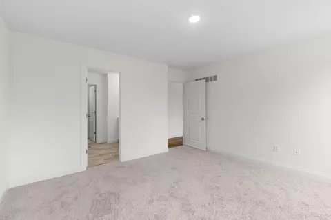 Bedroom - 29519 Walnut Hollow Dr, Wright City, MO 63390 photo 3 of 13
