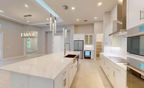 Kitchen - 18477 Foxtail Loop, Venice, FL 34293 photo 4 of 5