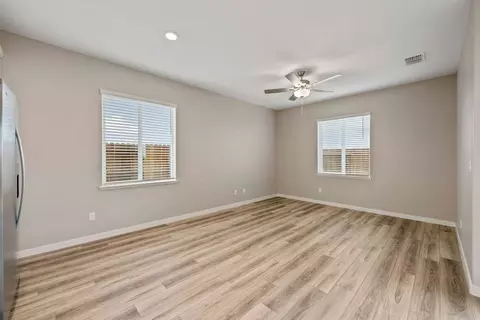 Living - 2411 Comstock Ln, Lincoln, CA 95648 photo 1 of 2
