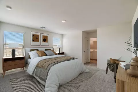 Bedroom - 6517 S 78th Ln, Phoenix, AZ 85043 photo 5 of 6
