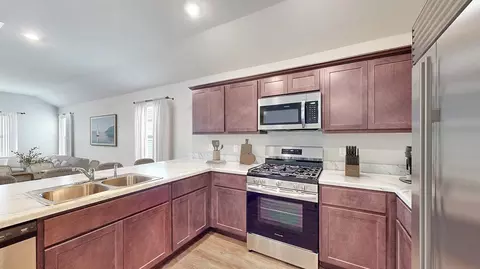 Kitchen - Shenandoah Road, Benton, AR 72019 photo 2 of 5