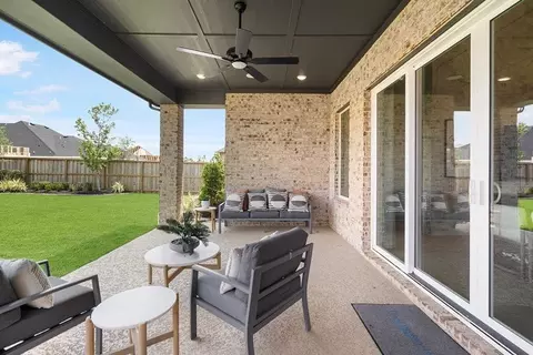 Exterior - 17717 Coronation St, Conroe, TX 77302 photo 7 of 12