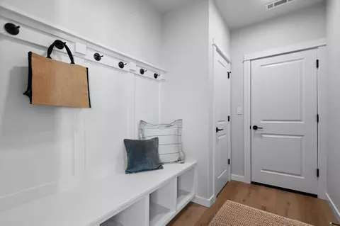 Entry Way - 2061 Sumac Ave, Middleton, ID 83644 photo 2 of 6