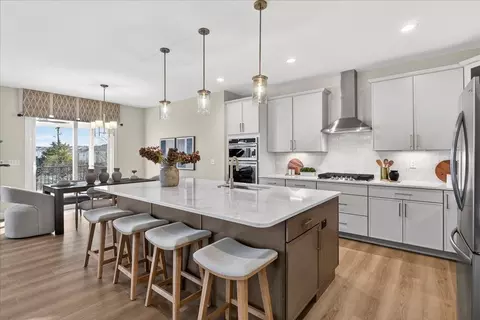 Kitchen - 125 Sterling Drive Lake St Louis Mo 63367, Lake St. Louis, MO 63367 photo 2 of 7