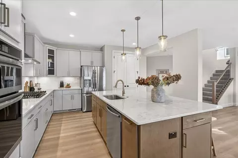 Kitchen - 125 Sterling Drive Lake St Louis Mo 63367, Lake St. Louis, MO 63367 photo 4 of 7