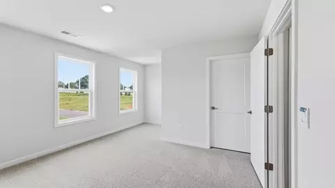 Bedroom - 1001 Gresham Pl, Woodruff, SC 29388 photo 2 of 22