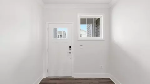 Entry Way - 1001 Gresham Pl, Woodruff, SC 29388 photo 2 of 13