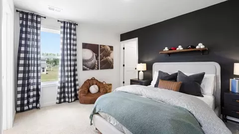 Bedroom - 1001 Gresham Pl, Woodruff, SC 29388 photo 10 of 20