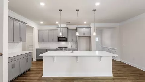 Kitchen - 1001 Gresham Pl, Woodruff, SC 29388 photo 2 of 12