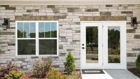 Exterior - 1001 Gresham Pl, Woodruff, SC 29388 photo 4 of 10