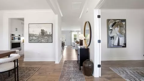Entry Way - 1001 Gresham Pl, Woodruff, SC 29388 photo 4 of 13