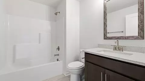 Bath - 1001 Gresham Pl, Woodruff, SC 29388 photo 2 of 13