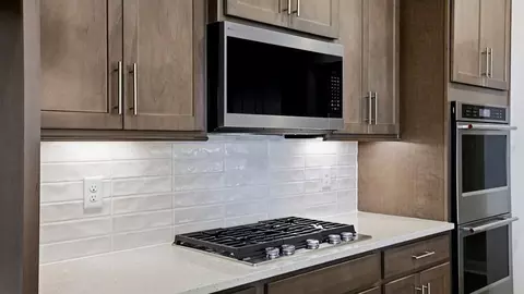 Kitchen - 1001 Gresham Pl, Woodruff, SC 29388 photo 2 of 13