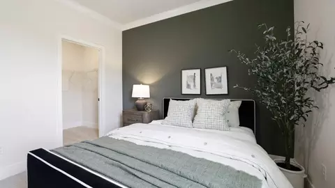 Bedroom - 1001 Gresham Pl, Woodruff, SC 29388 photo 6 of 20