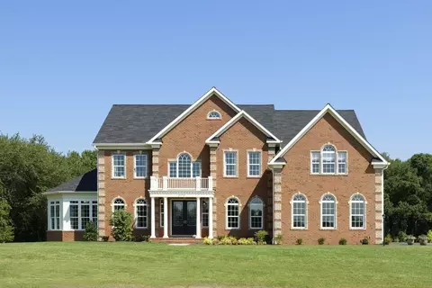 7211 Brooklyn Bridge Rd, Laurel, MD 20707