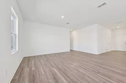 Living - 125 Long Dr, Bethlehem, GA 30620 photo 3 of 3