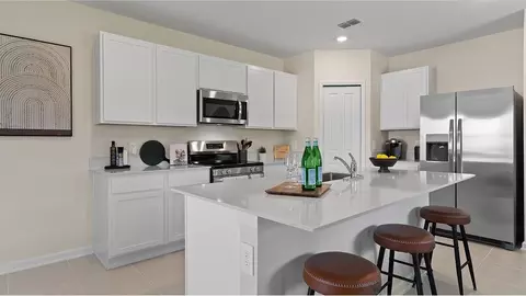 Kitchen - 2477 Hallow Garden Rd, Eustis, FL 32726 photo 2 of 6