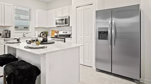 Kitchen - 2477 Hallow Garden Rd, Eustis, FL 32726 photo 6 of 6