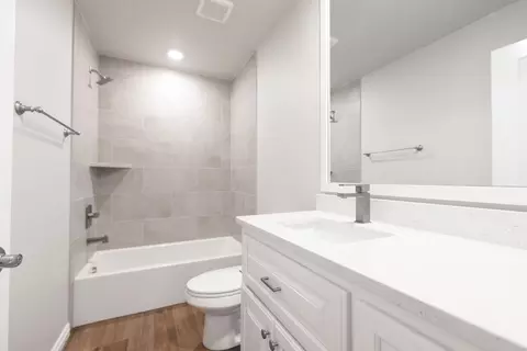 Bath - 2800 Heather Hvn, Moore, OK 73160 photo 6 of 24