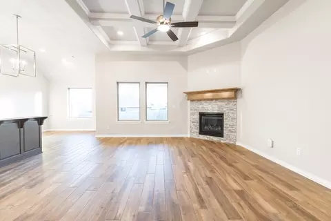Living - 2800 Heather Hvn, Moore, OK 73160 photo 4 of 16